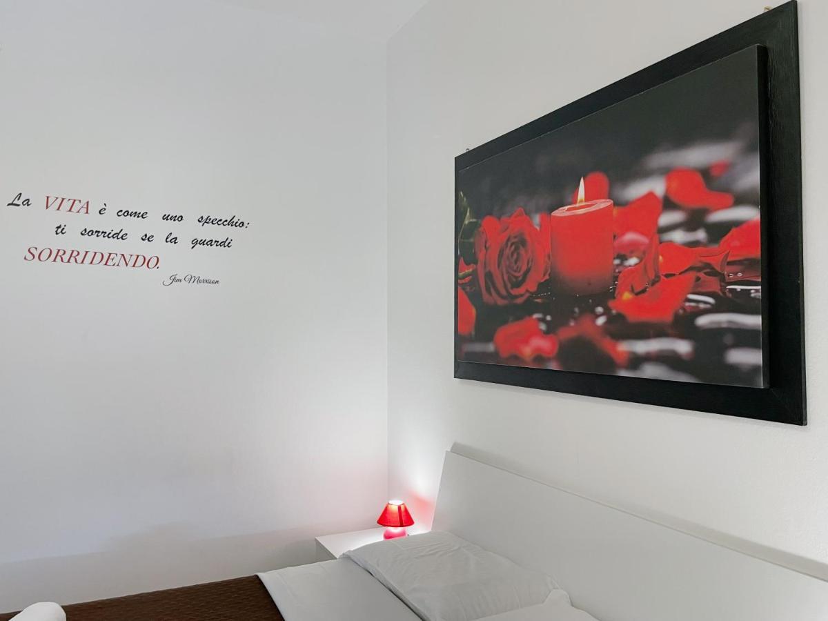 Confortini Rooms Sunday Verona Dış mekan fotoğraf