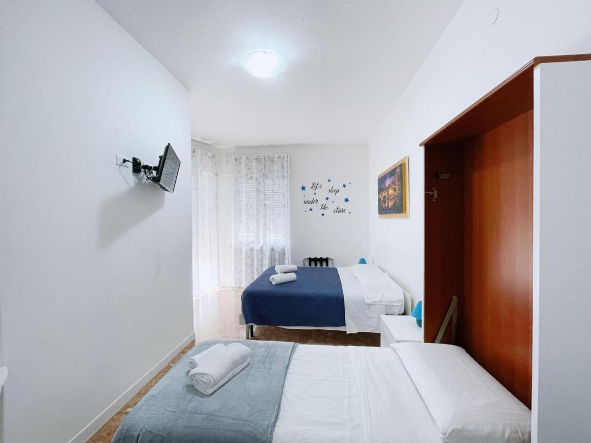 Confortini Rooms Sunday Verona Dış mekan fotoğraf