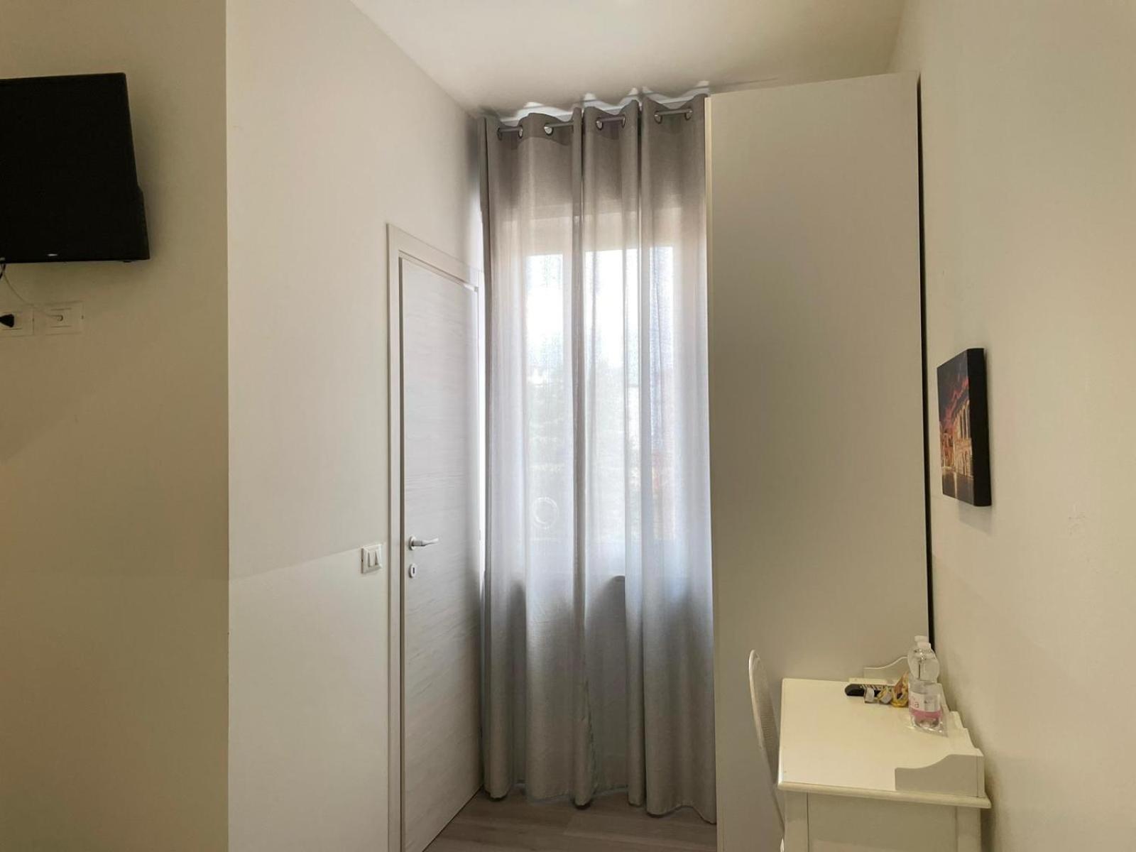 Confortini Rooms Sunday Verona Dış mekan fotoğraf